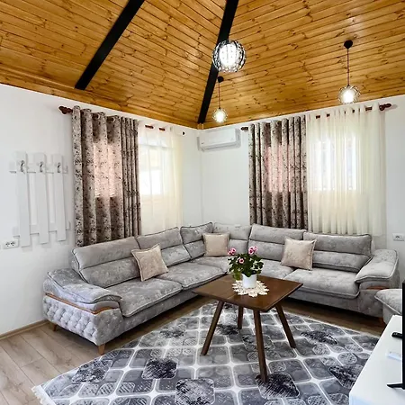 The Parkside Villa Apartment II Berat Exterior photo